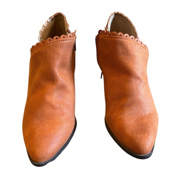 Journee Collection Tessa bootie - Picture 1 of 3